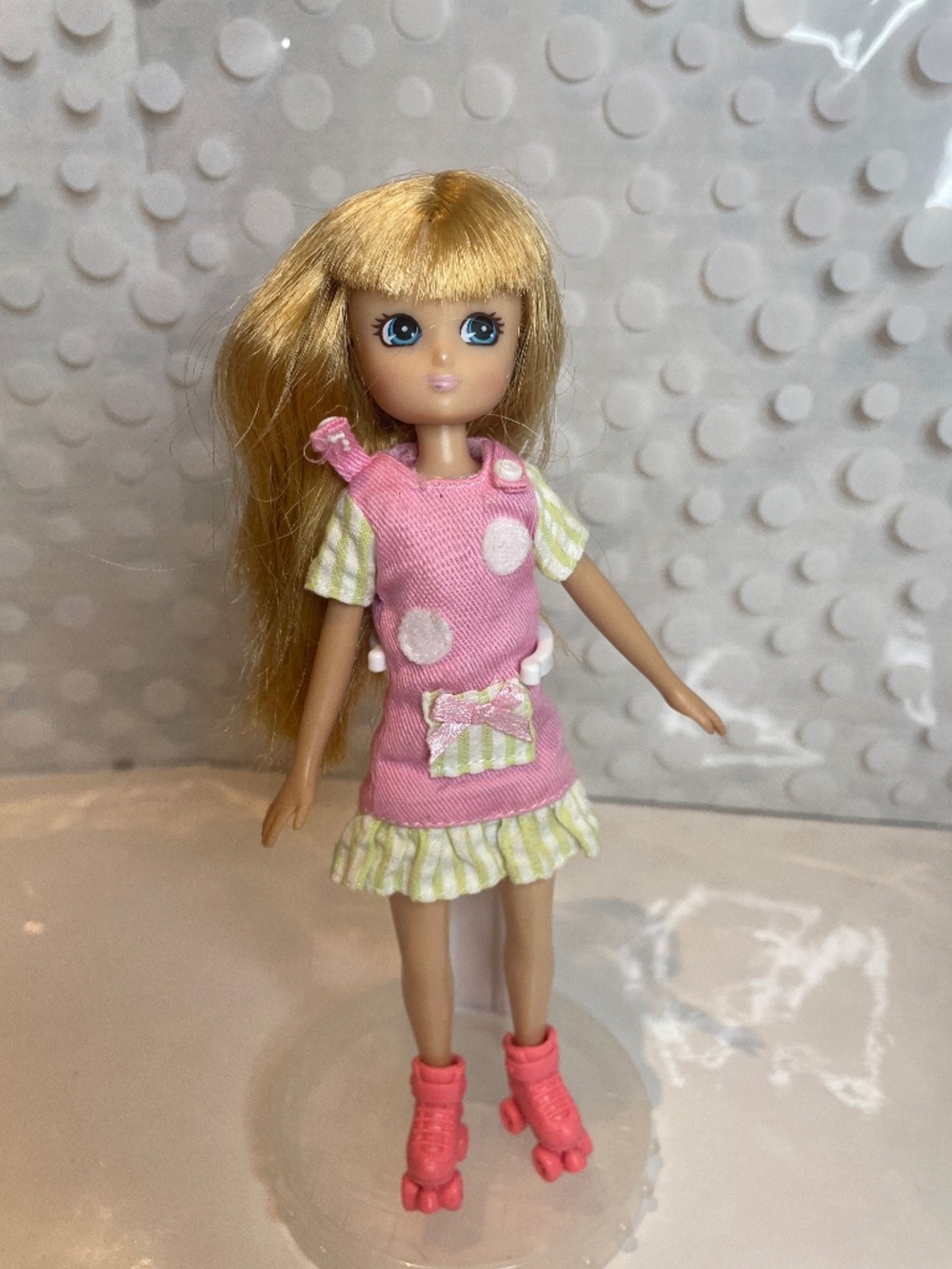 Lottie English Garden doll - with roller skates